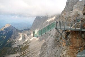 【オーストリア】恐怖の空中階段と天空の架け橋！ダッハシュタイン山塊