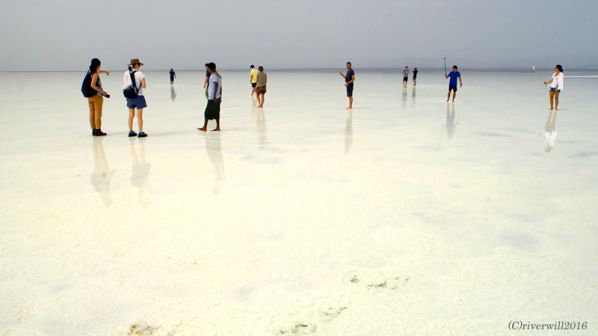 【エチオピア・ダナキル砂漠】ウユニ塩湖みたいな塩湖に遭遇