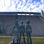 【トラベルjp（旧記事）】大分日田の大山ダムにあの絶望が蘇る！『進撃の巨人』銅像誕生
