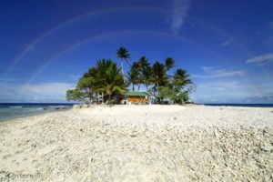 【ミクロネシア】絶海の孤島の小さな楽園！「何もない贅沢」が味わえる「ジープ島」