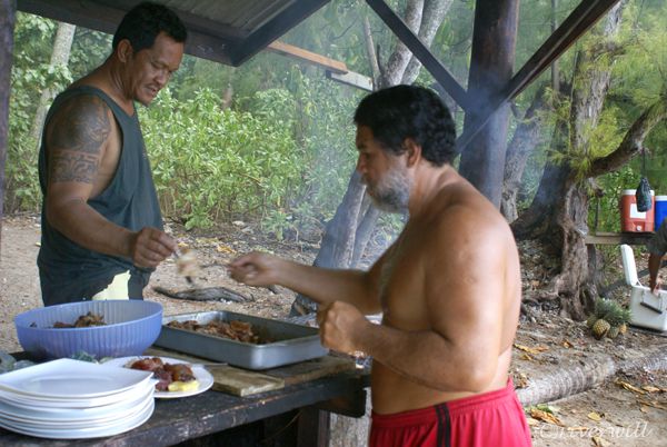 マグロ料理がポピュラーなタヒチ　Tuna dishes, Tahiti