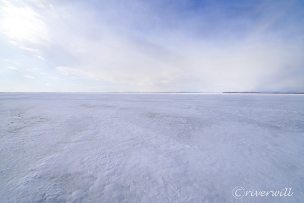 氷平線、野付半島 Icy Horizon of Notsuke Peninsula, Hokkaido
