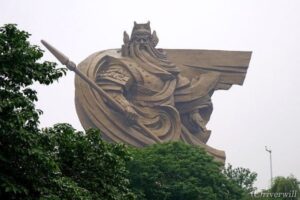 【中国】三国志ファン必見！超絶カッコイイ巨大関羽像が爆誕　Jīngzhōu,China