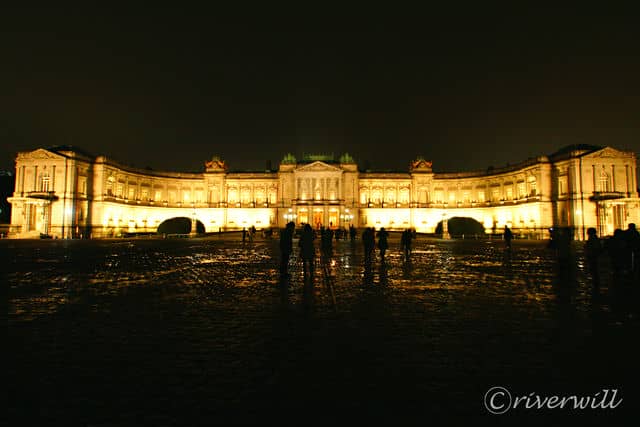 赤坂離宮ライトアップ