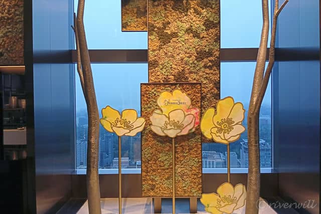 「Harvest Garden Afternoon Tea」のディスプレイ in ザ・プリンスギャラリー 東京紀尾井町