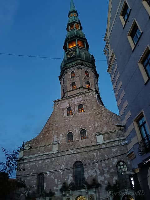 Hiltonホテルから徒歩1分にあった聖ペテロ教会