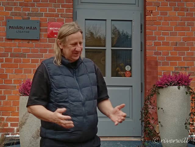 ミシュラングリーンガイド掲載の店「Pabaru Maja」のオーナーシェフ