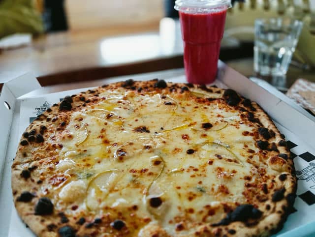 クワトロフォルマッジョを実食!