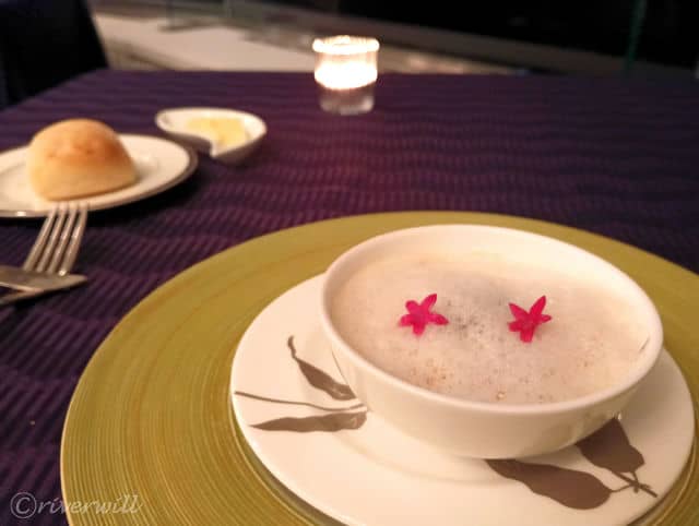 伊豆名物、由比の桜エビと伊豆やなぎまつたけのフランが旨過ぎる