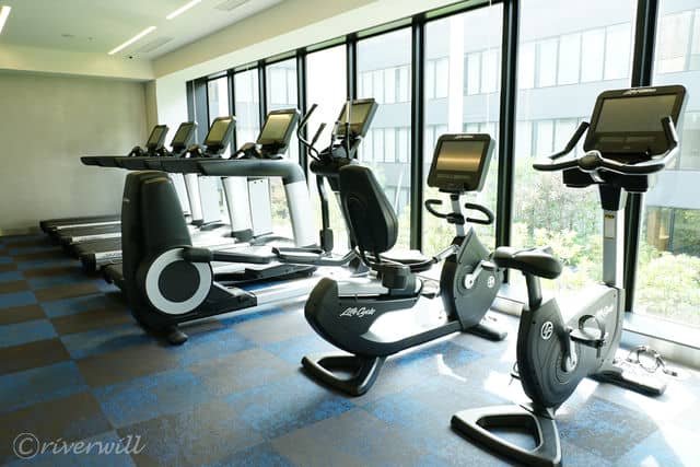 【インターコンチネンタル横浜Pier 8】宿泊者専用のフィットネスジム