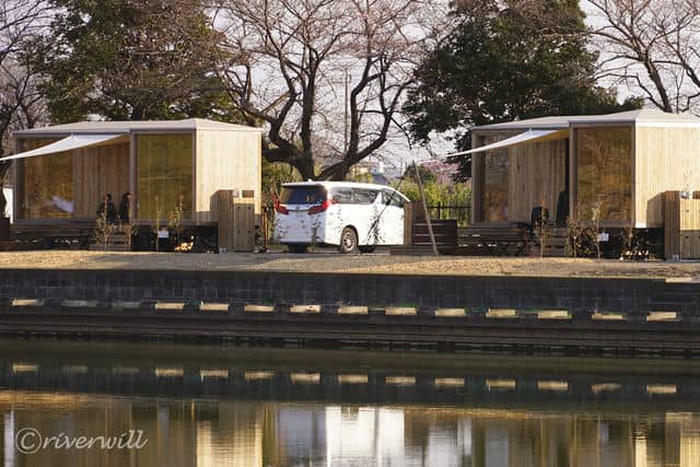 客室に車を直接横付け（Earthboat Saitama Kawajima)